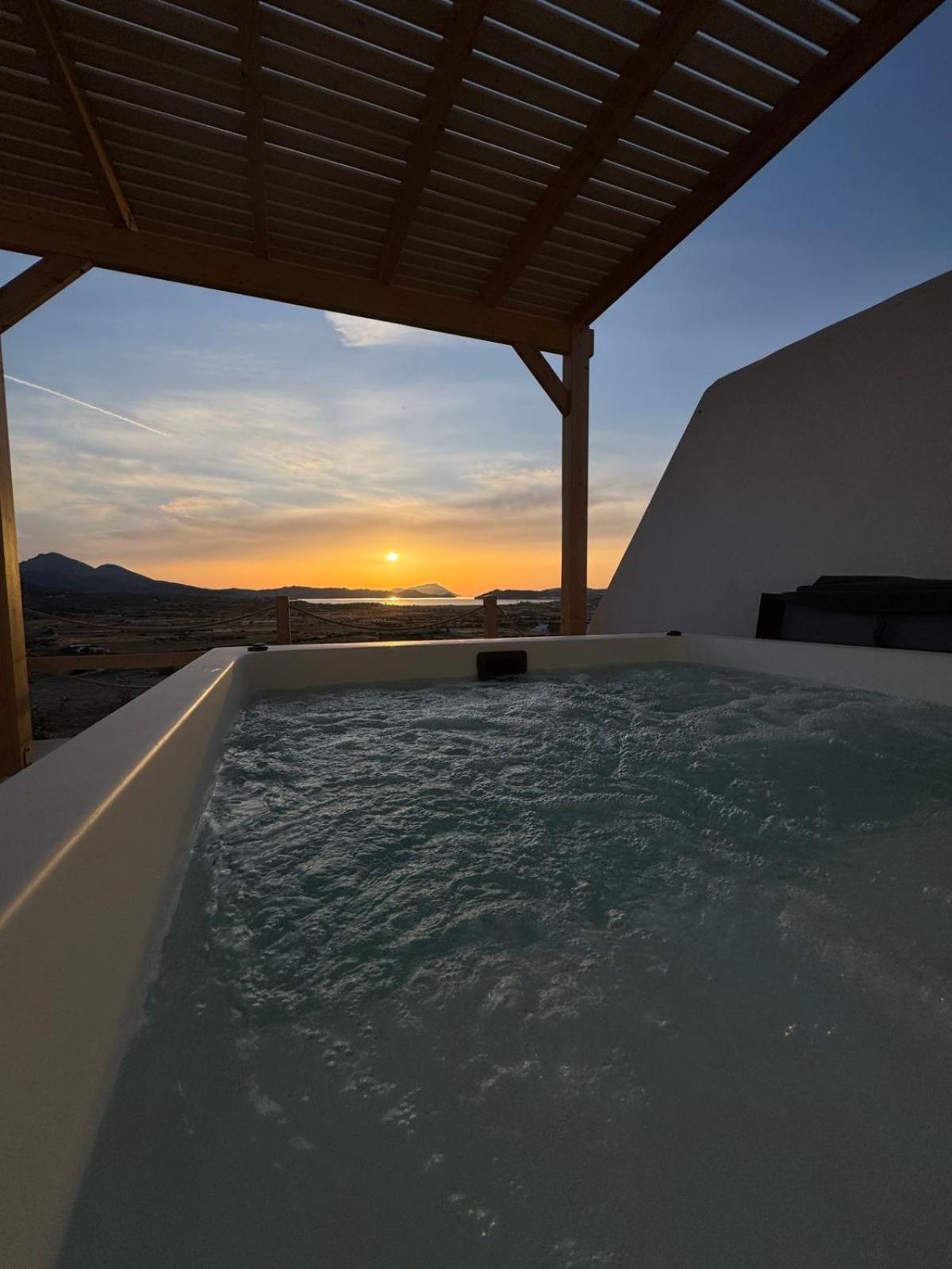 Bayview Villa With Jaccuzi - Milos Zefiría Esterno foto